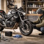 découvrez nos conseils pratiques pour préparer efficacement votre moto à l'hiver et assurer sa protection contre le froid et l'humidité.
